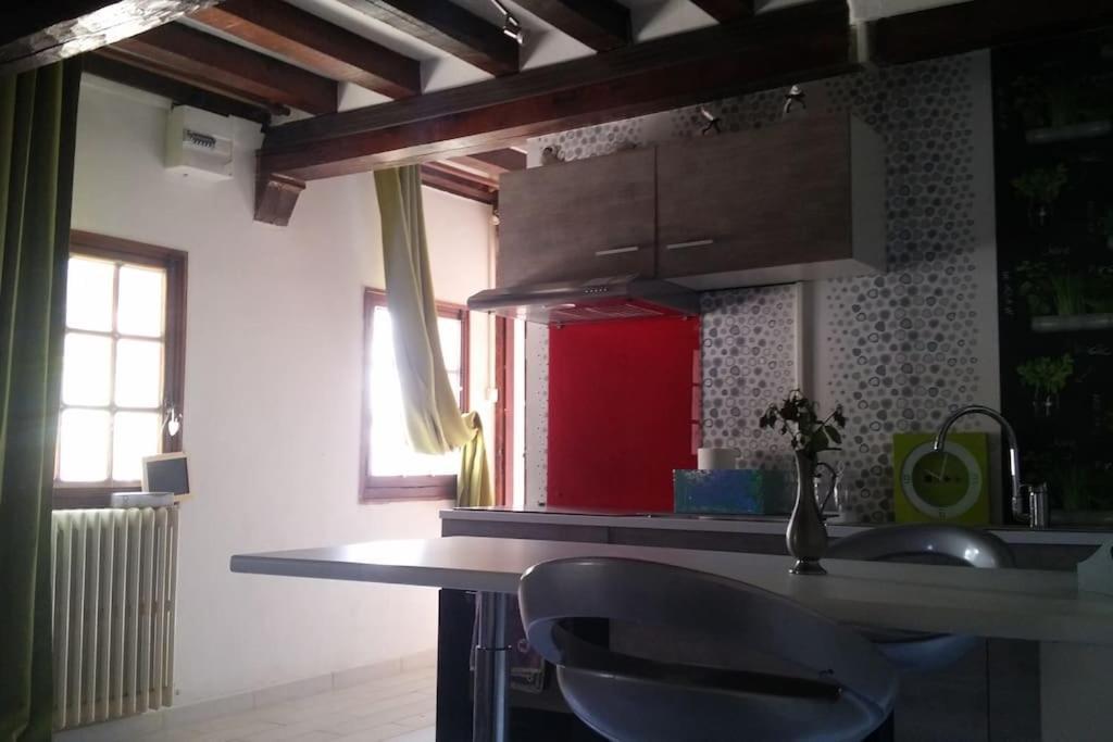 Apartmán La Tourelle De La Chaumiere Goupil-Othon Exteriér fotografie